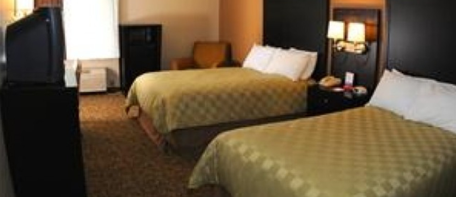 Spacious Accommodations At Ramada By Wyndham Fresno North